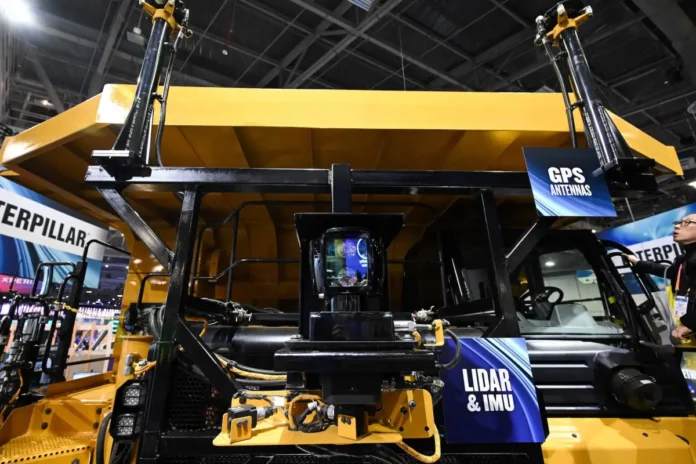 caterpillar-lidar-booth